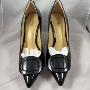 MICHAEL KORS Black Patent Leather Buckle Pointed Toe Pumps Heels Size 8.5M